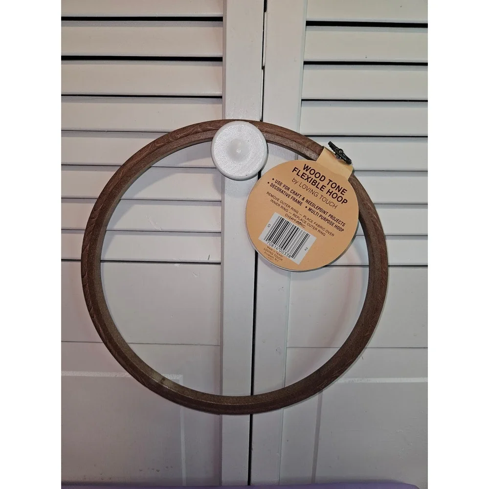 Loving Touch 10 Inch Wood Tone Flexible Hoop Embroidery Frame X112110 NWT